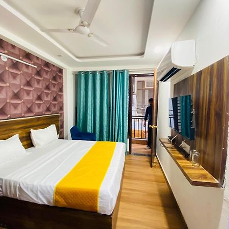 Surya International Bed & Breakfast New Delhi Exterior photo