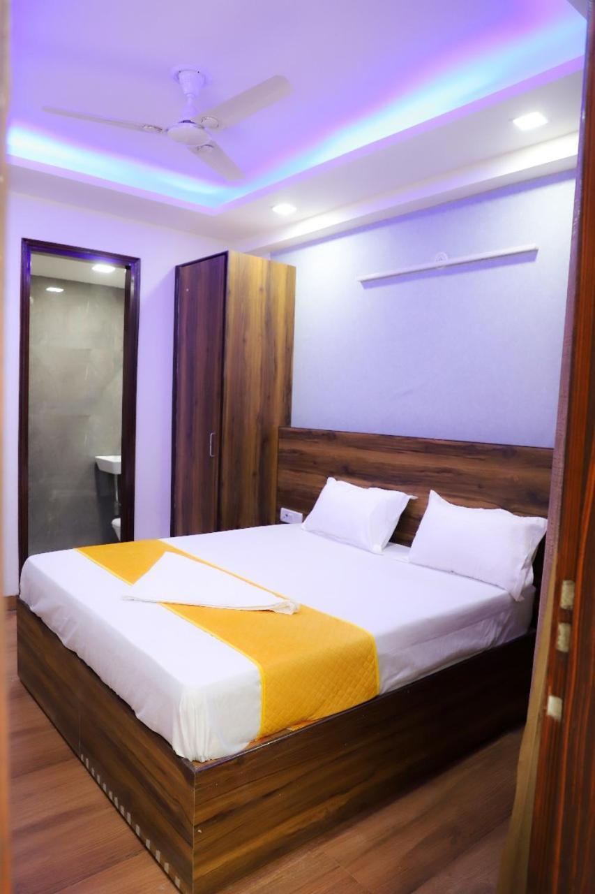 Surya International Bed & Breakfast New Delhi Exterior photo