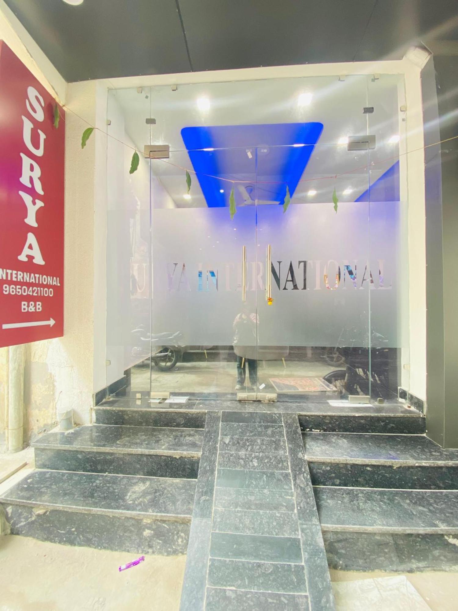 Surya International Bed & Breakfast New Delhi Exterior photo