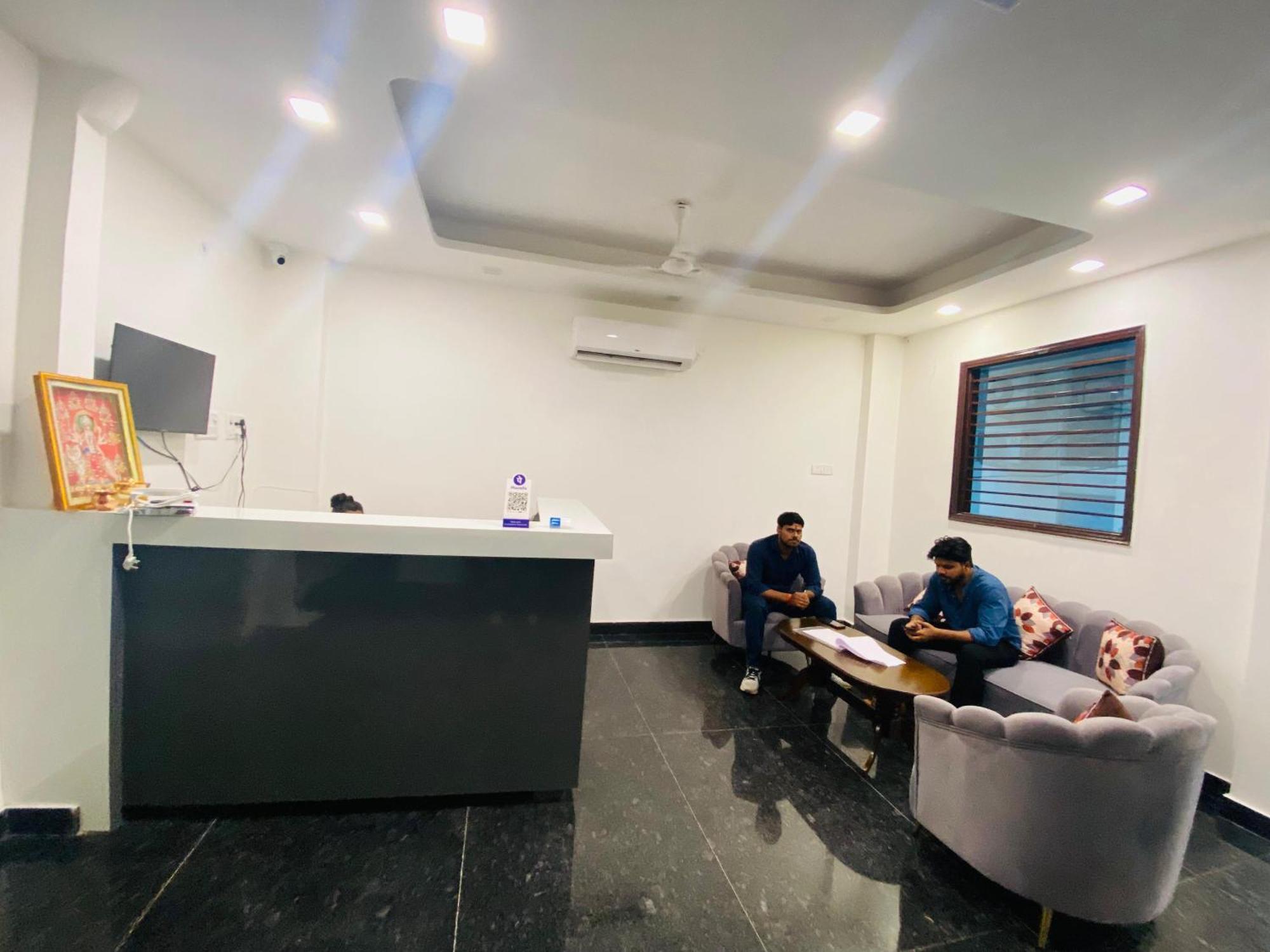 Surya International Bed & Breakfast New Delhi Exterior photo