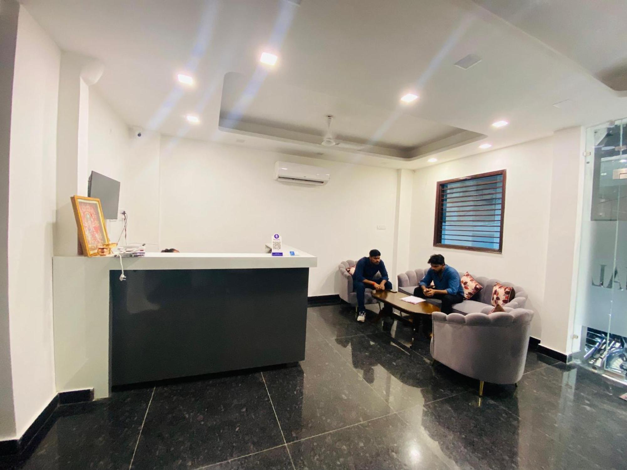 Surya International Bed & Breakfast New Delhi Exterior photo